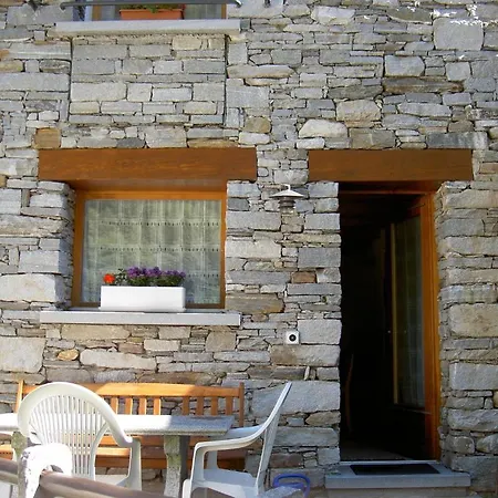 Casa Elvira - Rustico Ferienhaus Brione (Verzasca)